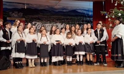 Magia Crăciunului, adusă pe scenă la Concertul caritabil din Tăuții Măgherăuș