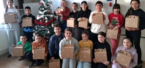 Daruri de la Moș Nicolae pentru copiii din Tăuții Măgherăuș