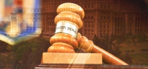 Joaca de-a amânările a Curții Constituționale