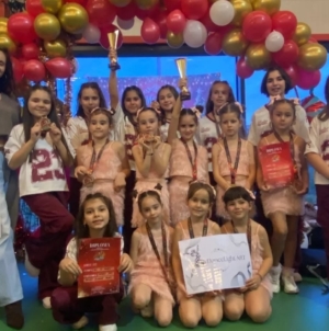 DanceLight Studio Baia Mare: Anul competițional la dans modern s-a încheiat pe podium!