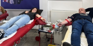 Zeci de polițiști, alături de angajați ai STS, au donat sânge