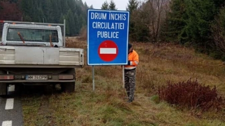 CJSU: Unele drumuri județene, închise pe timpul iernii; pe altele nu se vor face acțiuni de deszăpezire
