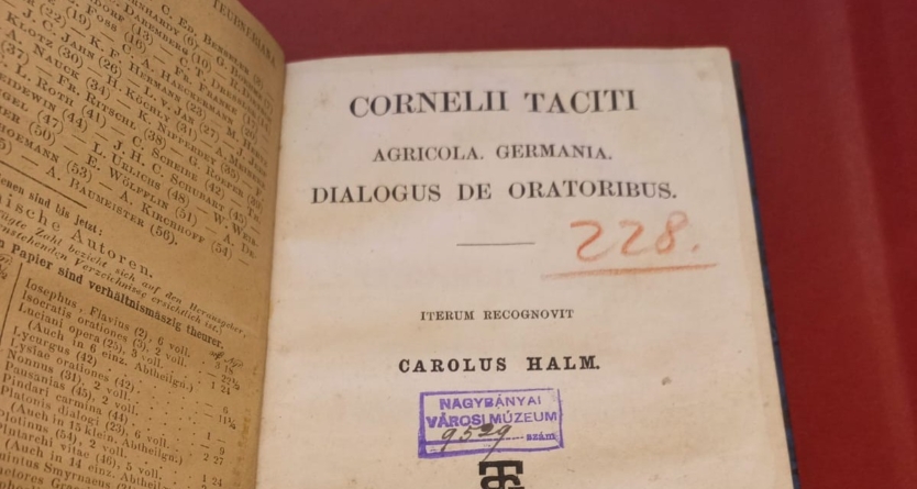 Un volum din 1858, exponatul lunii la Muzeul Județean de Istorie și Arheologie