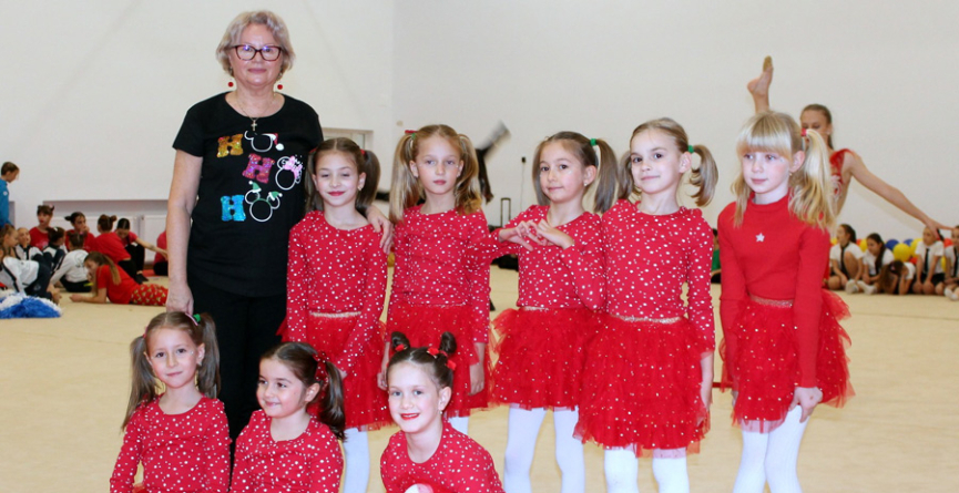 Spectacolul inedit „Feeria de Crăciun: O poveste prin Dans și Gimnastică Ritmică” va avea loc în Baia Mare