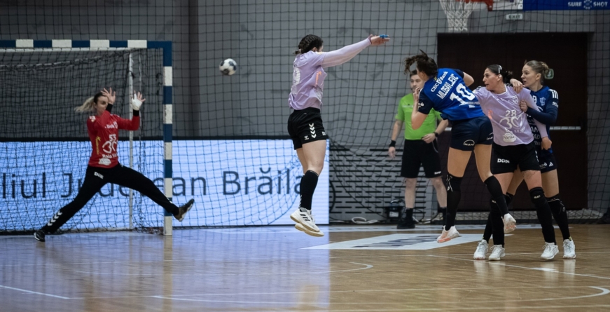 Fetele de la CS Minaur încheie anul cu o înfrângere