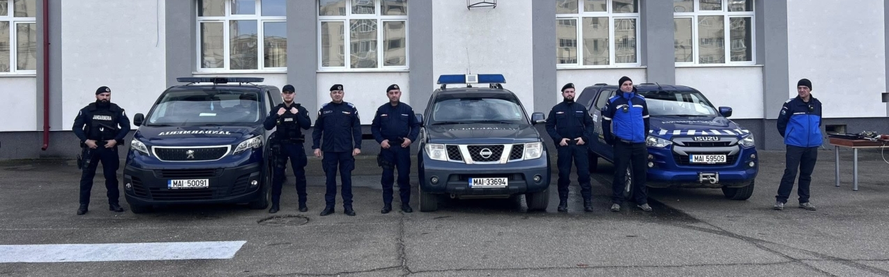 Jandarmii în vizită la Școala Gimnazială „Vasile Alecsandri” din Baia Mare