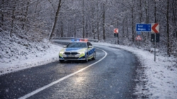 Sfaturile polițiștilor pentru conducătorii auto, în condițiile de iarnă