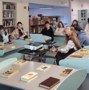 Elevii Liceului Teologic Penticostal Baia Mare au participat la o activitate în memoria scriitoarei Jane Austen, la Biblioteca Județeană