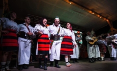 Joc în Sat alături de Ceterașii de pe Sate, la Rona de Jos