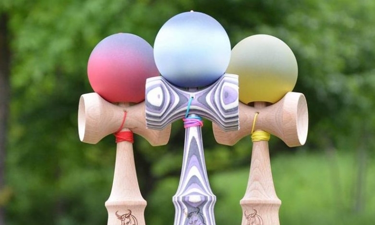 Concurs de Kendama pentru tineri, la Biblioteca Județeană „Petre Dulfu” Baia Mare