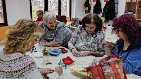 Atelier de creație pentru senioarele de la Centrul „Rivulus Pueris” din Baia Mare