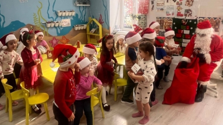 Moșul a ajuns, încărcat de daruri, și la Sighet