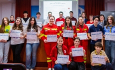 Masa rotundă „Educație și Voluntariat” a reunit liceeni și tineri voluntari la Biblioteca Județeană