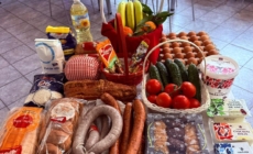 244 de pachete cu alimente au fost distribuite beneficiarilor Cantinei Sociale Baia Mare