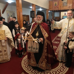 Preasfințitul Părinte Episcop Iustin a slujit la Parohia Ortodoxă „Sfânta Cuvioasă Parascheva” din Baia Mare
