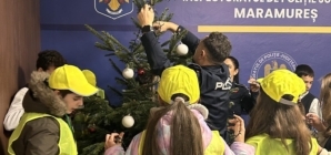 Patrula Școlară s-a alăturat polițiștilor și în prag de sărbători