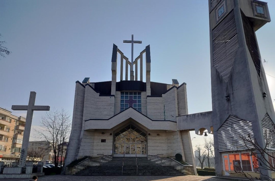 Concertul caritabil de colinde și muzică clasică „Poveste de iarnă” va avea loc la Biserica Greco-Catolică „Sfânta Cruce” din Baia Mare