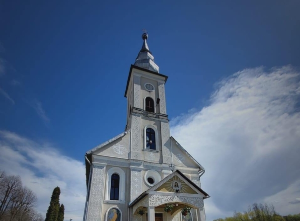 Parohia Ortodoxă „Nașterea Maicii Domnului” din Cărbunari a anunțat programul liturgic și de sfințire a caselor