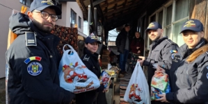 Daruri de la polițiștii de frontieră pentru familii cu probleme