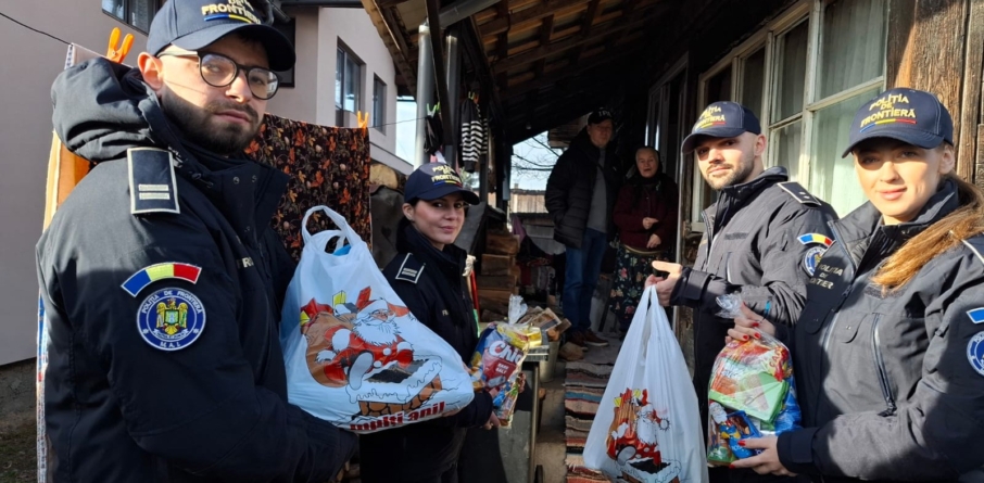 Daruri de la polițiștii de frontieră pentru familii cu probleme