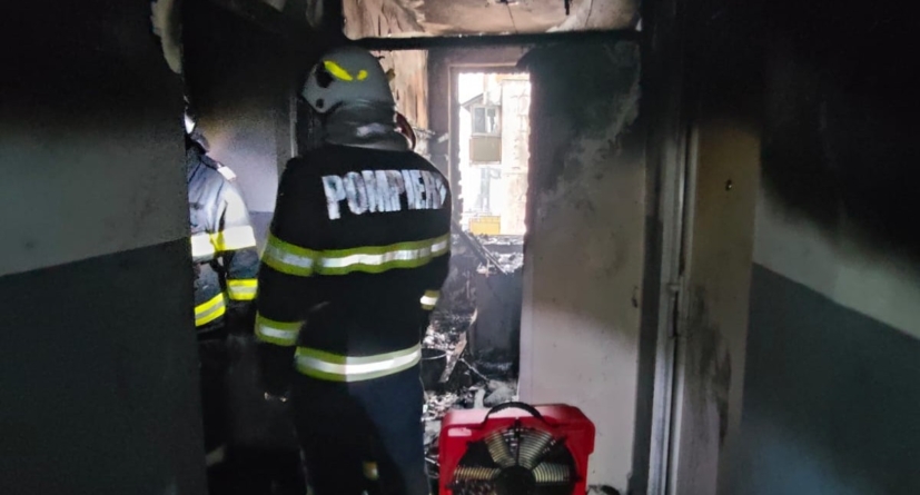 Incendiu într-o garsonieră din Borșa. Două persoane au ajuns la spital în urma unor atacuri de panică