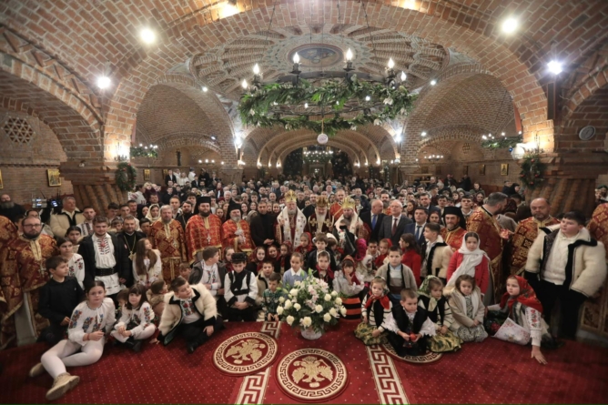 Eveniment duhovnicesc de referință la Catedrala Episcopală „Sfânta Treime” din Baia Mare, în a treia zi de Crăciun