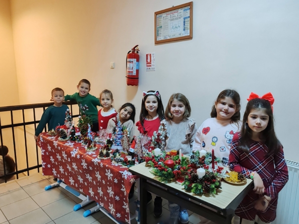 Prima ediție a Târgului de Crăciun de la Liceul Tehnologic de Transporturi Auto Baia Sprie, un succes