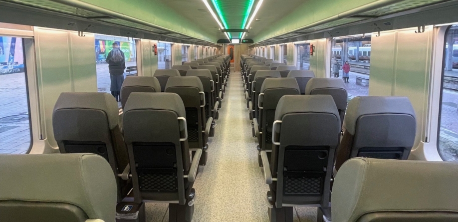 Rămâne cum ne-am învățat: când trenurile întârzie, natura e vinovatul de serviciu, nu CFR