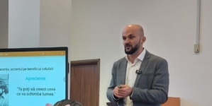 Workshop-ul „Comunicarea- de la transmitere la relație. O aplicare în leadership” a avut loc la Facultatea de Litere a Centrului Universitar Nord Baia Mare
