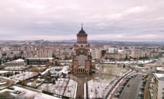 La Catedrala Episcopală: Priveghere în cinstea Sfinților Trei Ierarhi – Vasile cel Mare, Grigorie Teologul și Ioan Gură de Aur