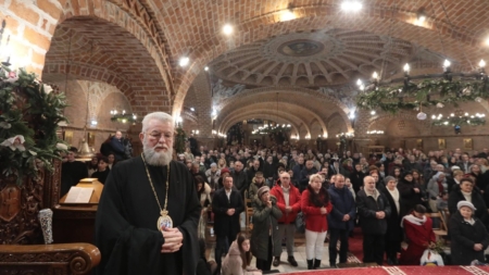 Slujba în noaptea trecerii dintre ani la Catedrala Episcopală din Baia Mare