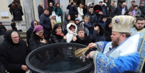 PS Părinte Timotei Sătmăreanul a slujit de Bobotează la Catedrala „Adormirea Maicii Domnului” din Satu Mare