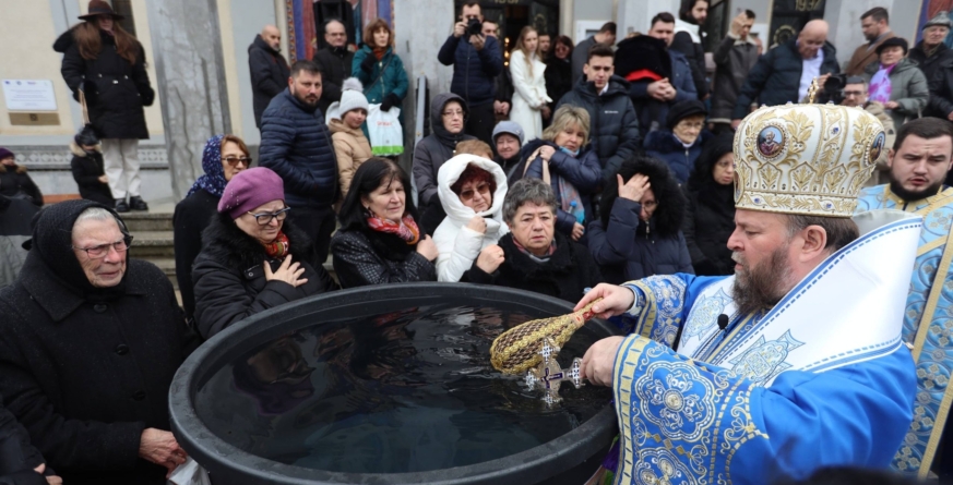 PS Părinte Timotei Sătmăreanul a slujit de Bobotează la Catedrala „Adormirea Maicii Domnului” din Satu Mare