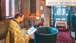 Aghiasma Mare pentru credincioși: 600 de sticle pregătite în Parohia Ortodoxă Săcălășeni