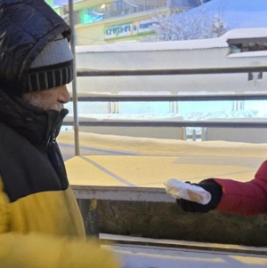 Baia Mare: Intervenții zilnice pe timp de ger în sprijinul persoanelor fără adăpost