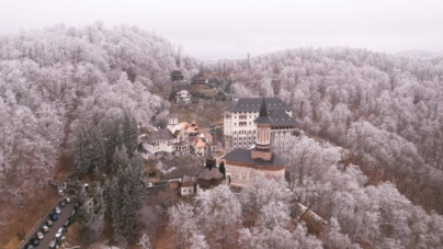 Liturghie arhierească la Mănăstirea „Sfânta Ana” Rohia în această duminică