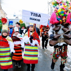 Tradiție și culoare la Sighetu Marmației cu prilejul celei de-a XXXIII-a ediție a Festivalului Internațional de Colinde, Datini și Obiceiuri de Iarnă la Ucraineni