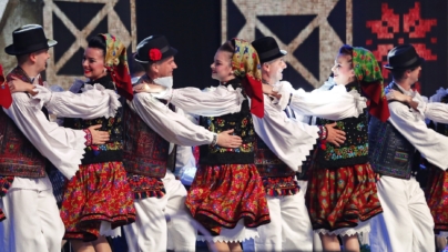67 de ani de tradiție și folclor: Ansamblul Folcloric Național „Transilvania” vă invită la concertul aniversar „Maramureșul în sărbătoare”