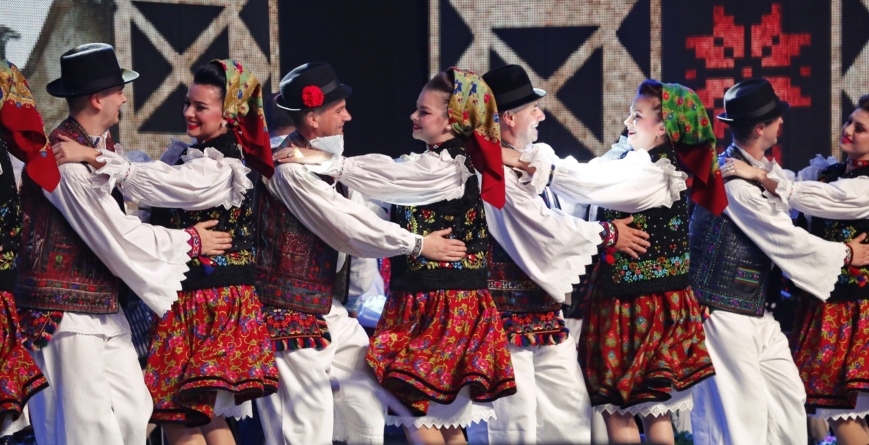 67 de ani de tradiție și folclor: Ansamblul Folcloric Național „Transilvania” vă invită la concertul aniversar „Maramureșul în sărbătoare”