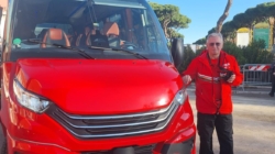 Un borșean face parte din echipa care transportă Flacăra Olimpică pe traseul simbolic de la Roma la Milano