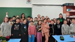 Elevii de la Școala „Avram Iancu” Baia Mare au marcat în avans Mica Unire printr-un atelier alături de Muzeul Satului Baia Mare