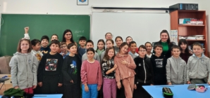 Elevii de la Școala „Avram Iancu” Baia Mare au marcat în avans Mica Unire printr-un atelier alături de Muzeul Satului Baia Mare