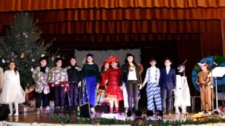 Copiii pasionați de teatru sunt așteptați la Atelierul „Scena Zero”, la Centrul Cultural-Educațional START din Târgu Lăpuș
