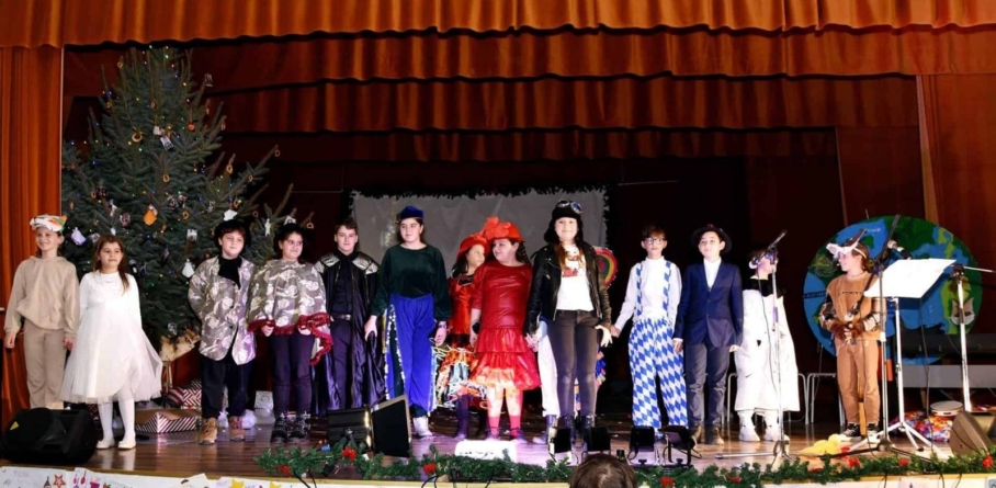 Copiii pasionați de teatru sunt așteptați la Atelierul „Scena Zero”, la Centrul Cultural-Educațional START din Târgu Lăpuș