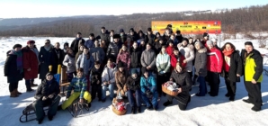 „Cu sania pe deal”: Zi de iarnă cu multe zâmbete și voie bună în comuna Fărcașa