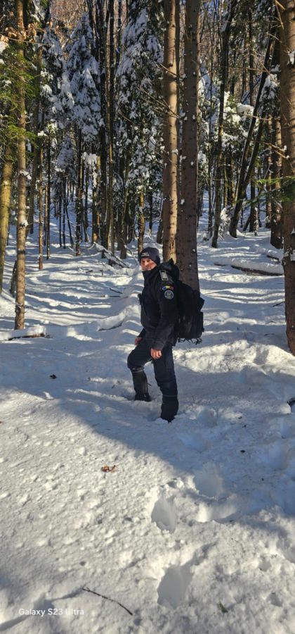 Polițist de frontieră și iubitor al muntelui: Moisil Lazăr de la SPF Valea Vișeului, model de devotament pe teren alpin