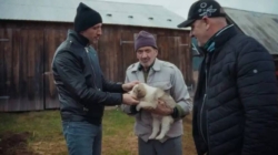 Oameni dintre noi: Ștefan Mandachi și satul fără câini în lanț