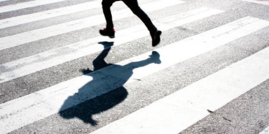 Baia Mare: Fetiță de 6 ani accidentată pe strada Barajului după ce a traversat prin loc nepermis