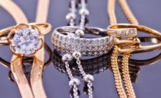 Prețul aurului și argintului a atins valori istorice