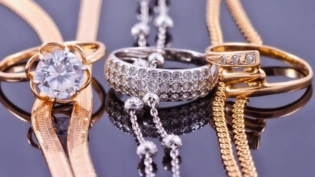 Prețul aurului și argintului a atins valori istorice